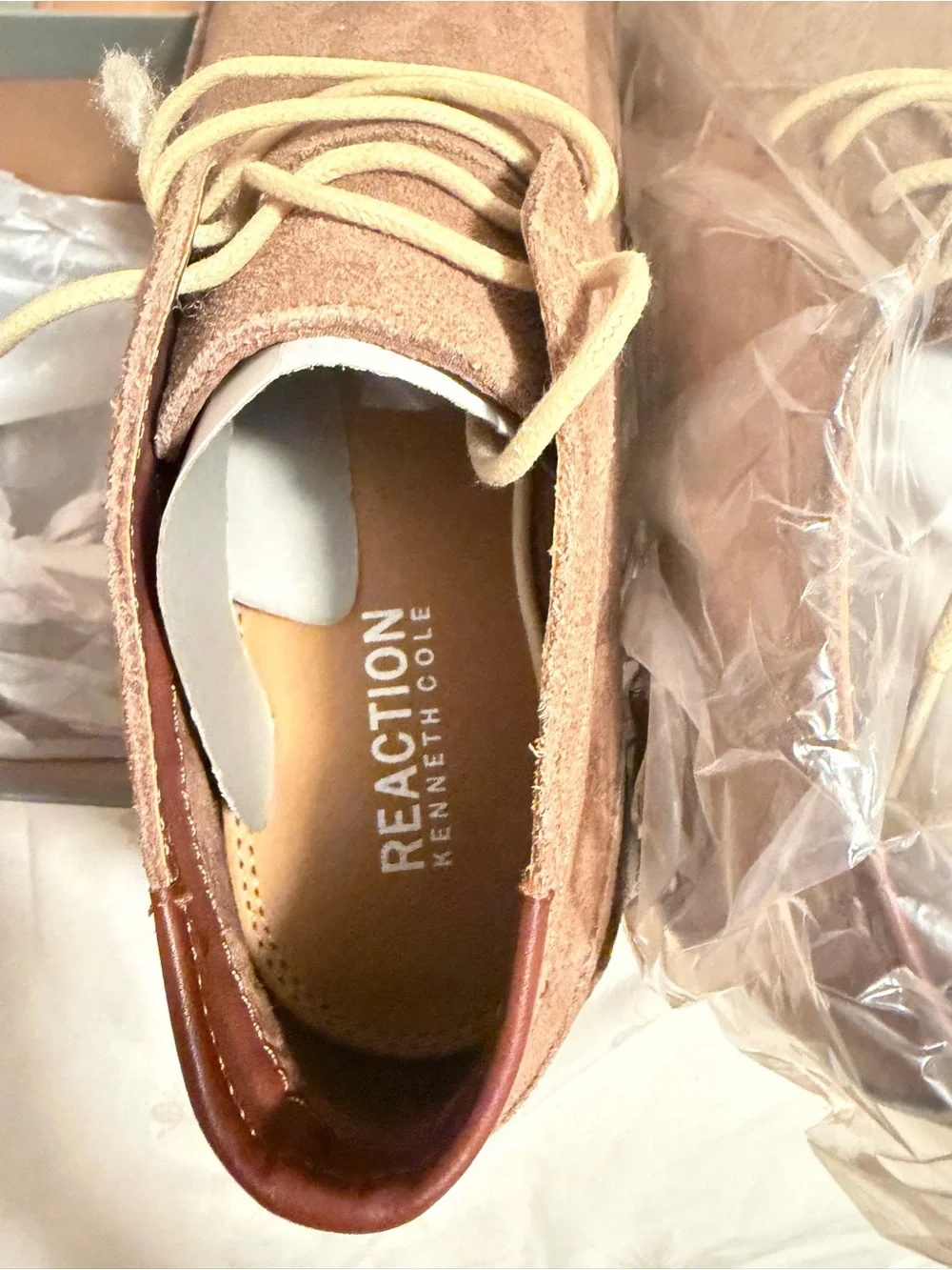 KENNETH COLE DESERT WIND TAUPE BROWN SIZE 10.5 + A GIFT 🎁
